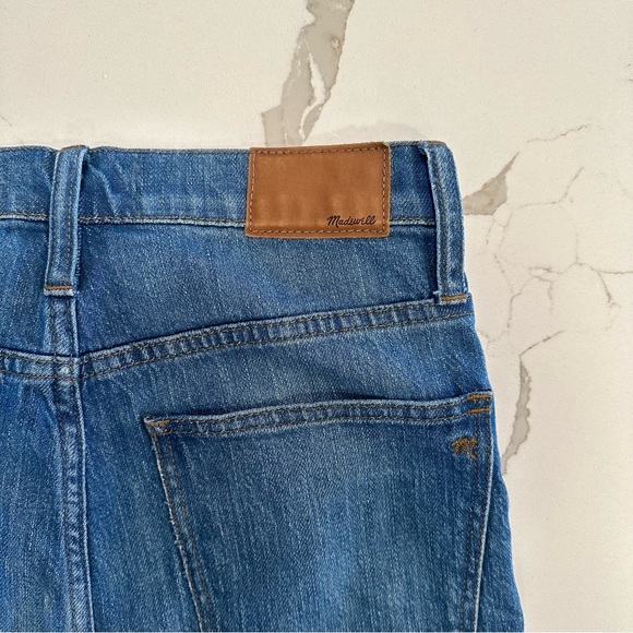 Madewell Classic Straight Jeans in Novello Wash - Picture 8 of 9